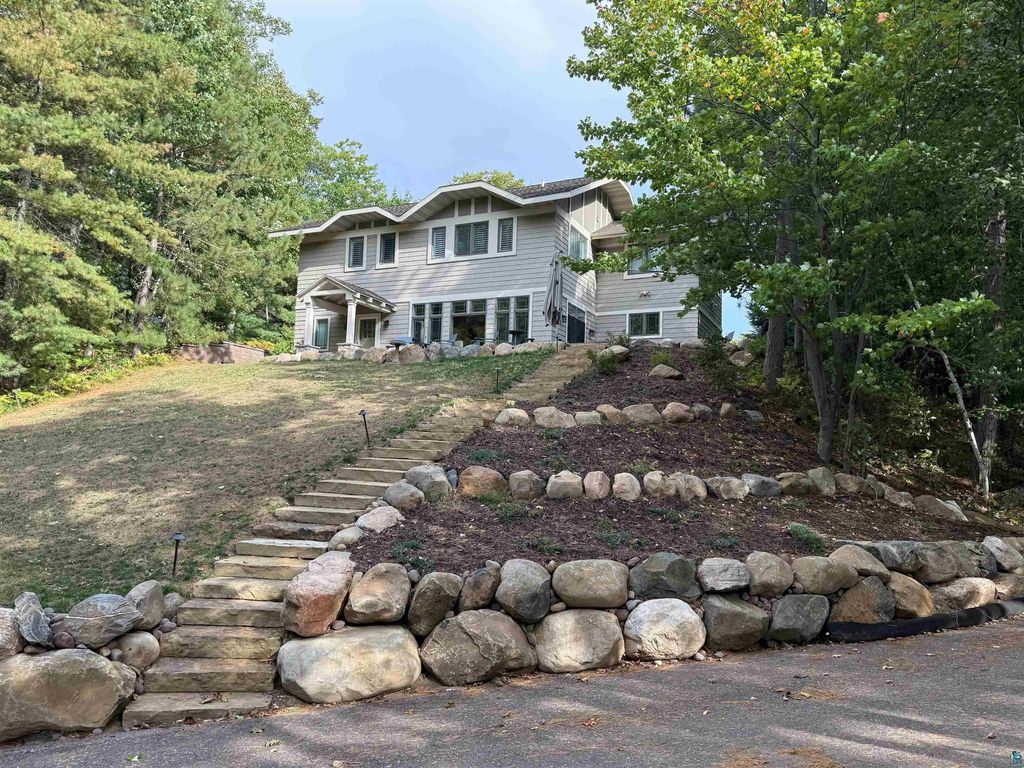 9265 Wheeler Rd, Iron River