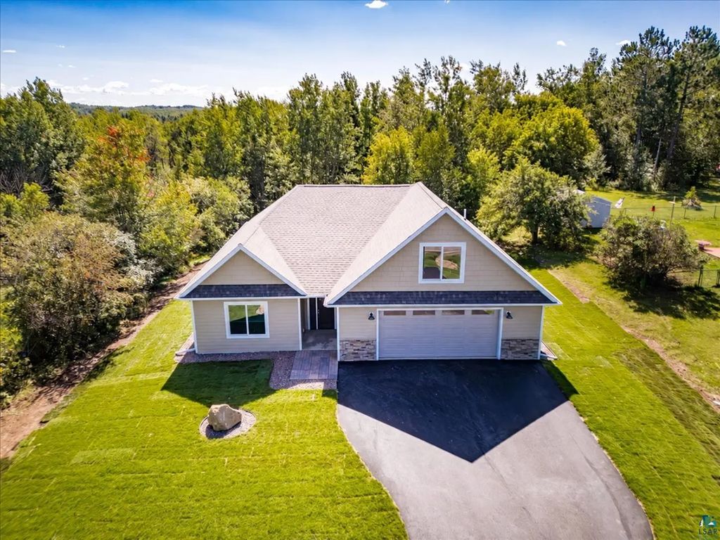 4816 Anderson Rd, Hermantown