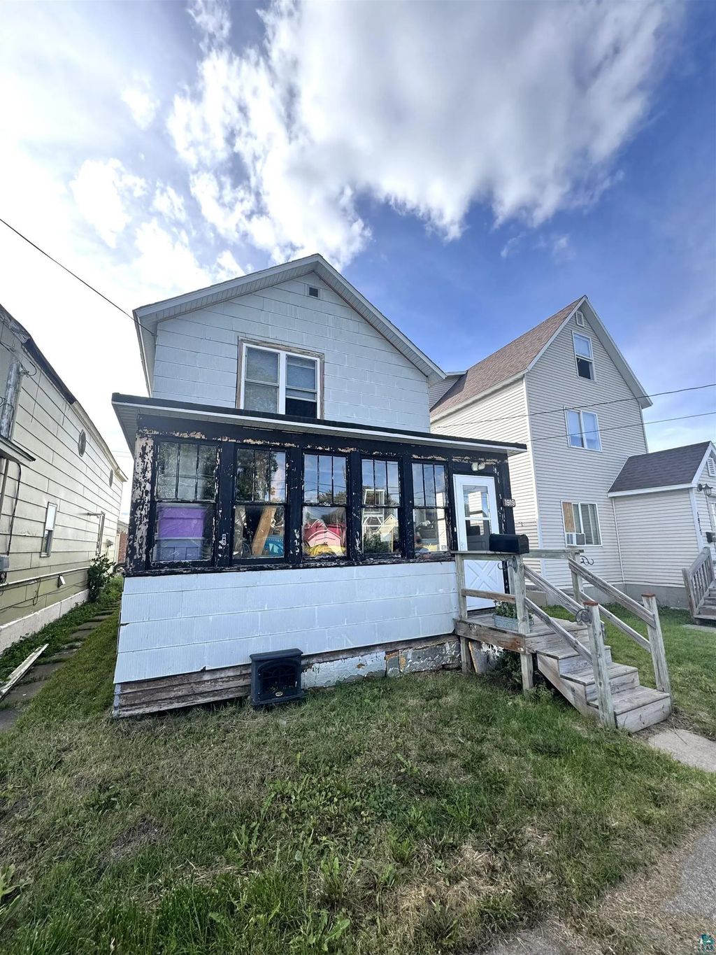1919 Butler Ave, Superior
