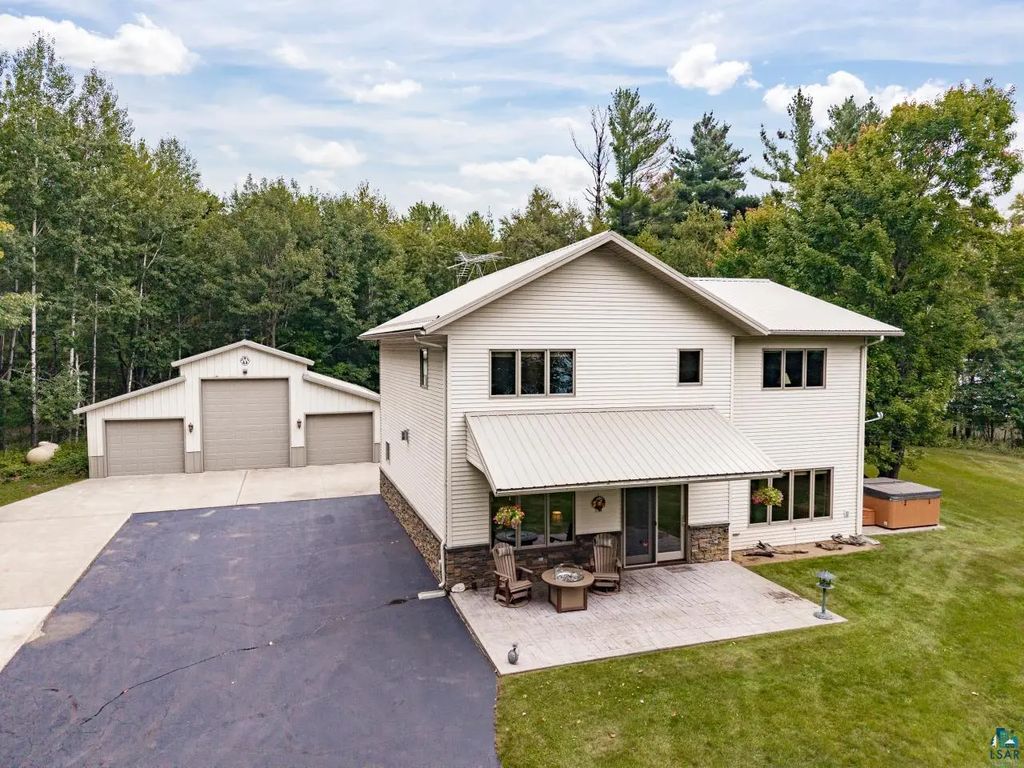 2000 Lakeview Dr, Carlton