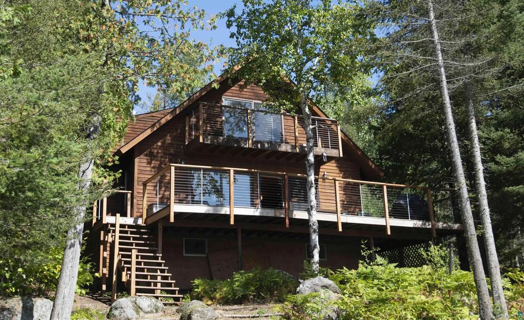 89 Voyageurs Point Rd, Grand Marais