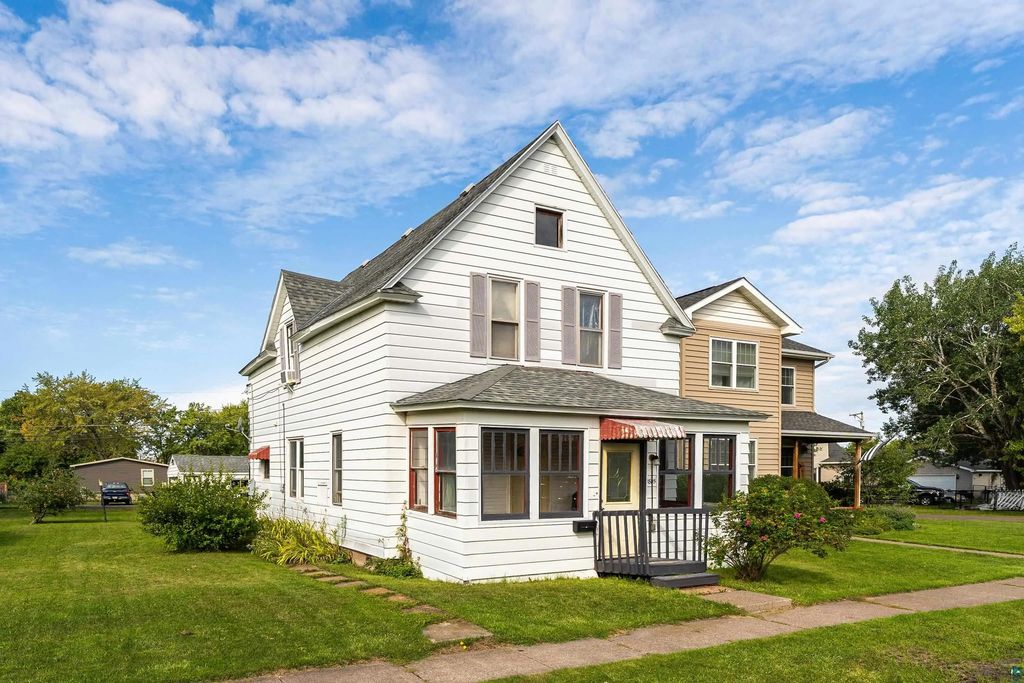 1805 Garfield Ave, Superior