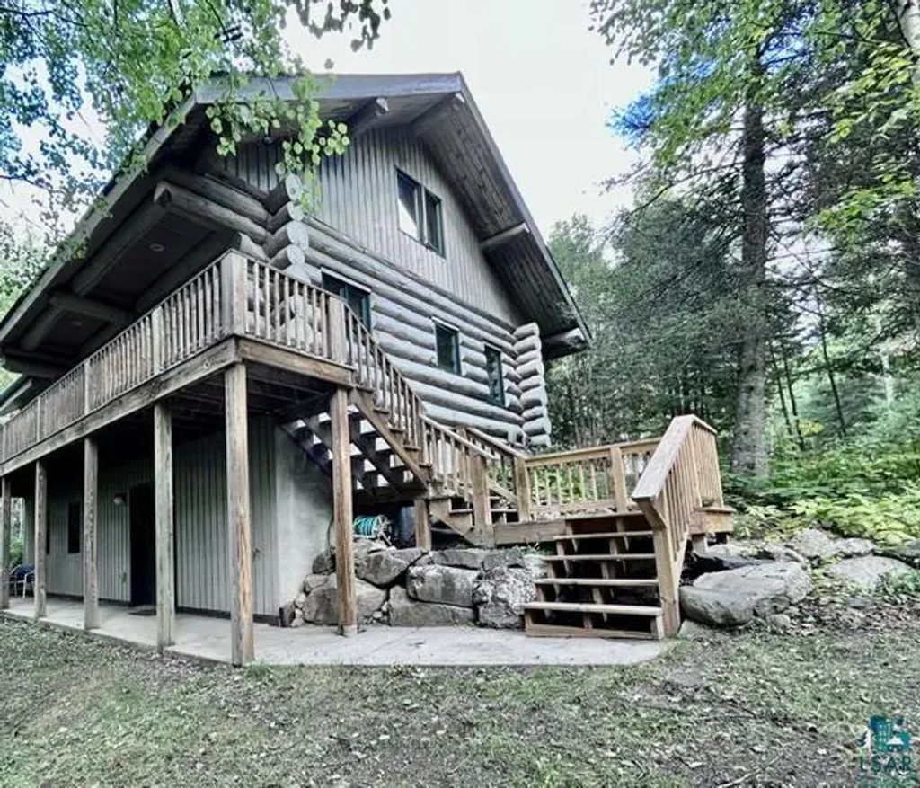 9501 Gunflint Tr, Grand Marais