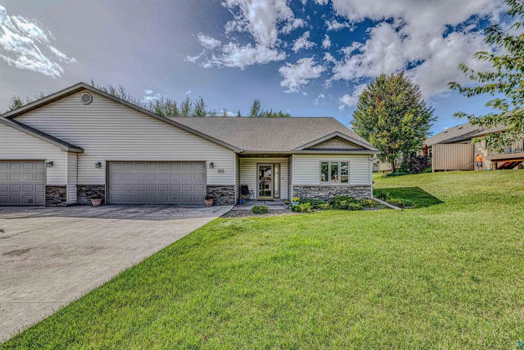 1115 Butternut Ave -, Duluth