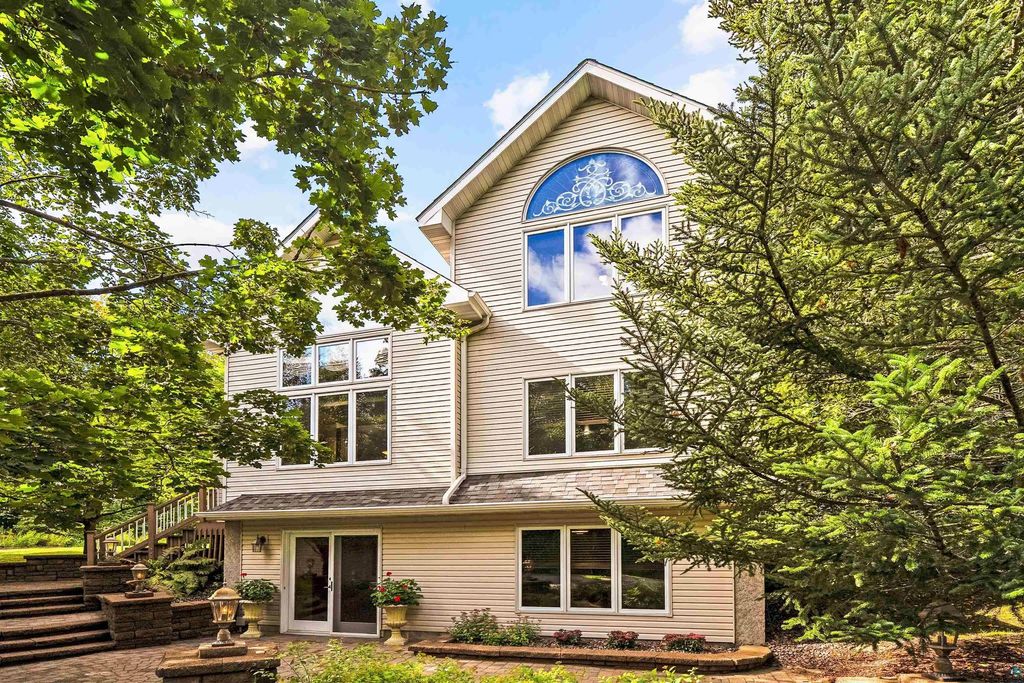 5134 Maple Grove Rd, Hermantown