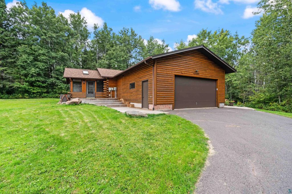 5373 Lester River Rd, Duluth