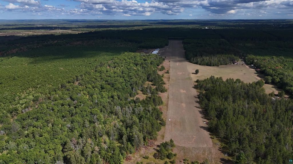 69xxx Airport Rd, Iron River