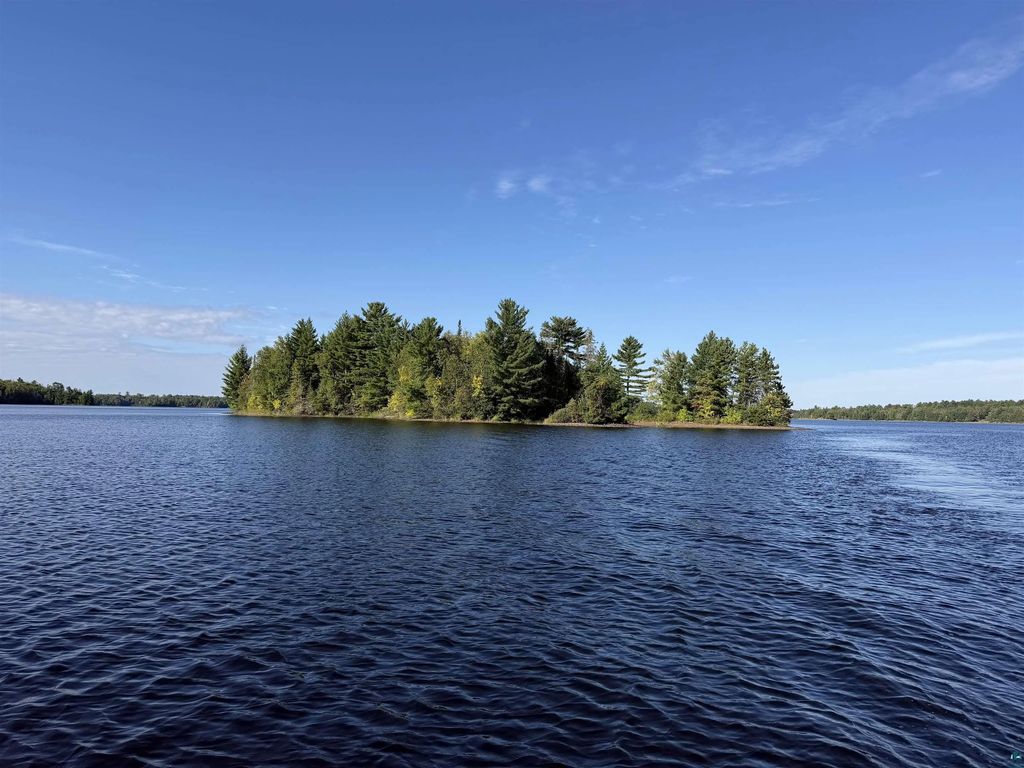7200 Foster Island, Duluth