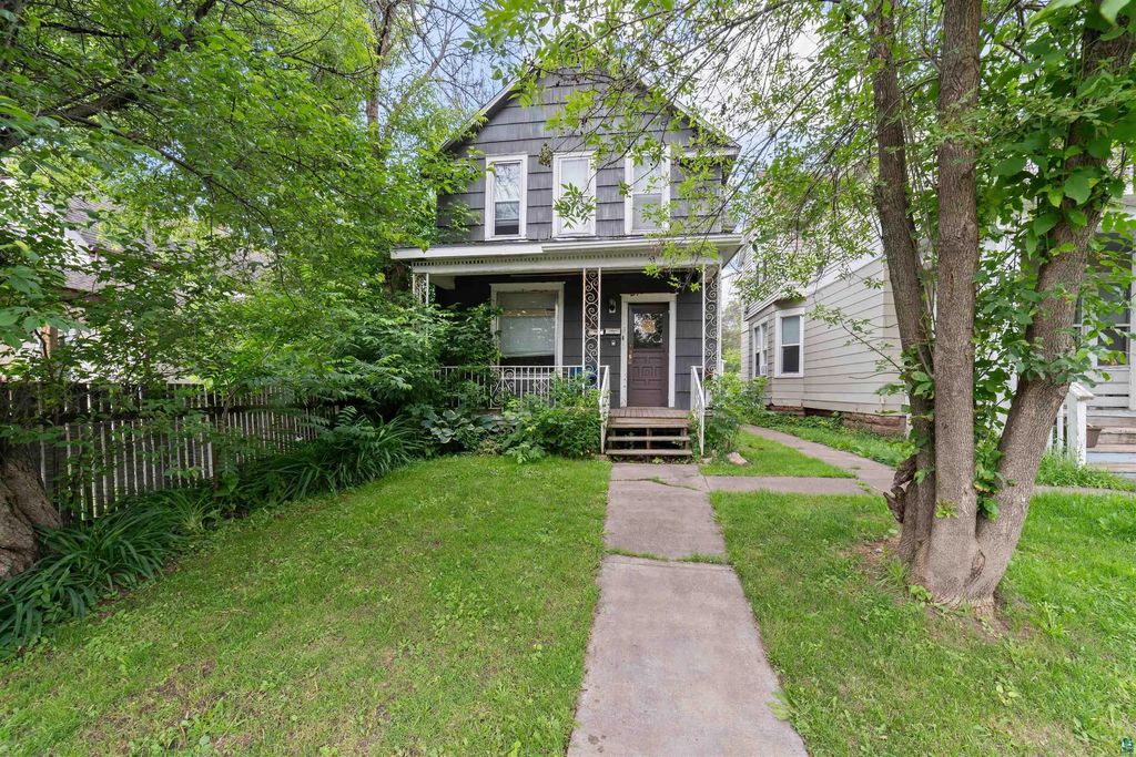 613 N 59th Ave W, Duluth