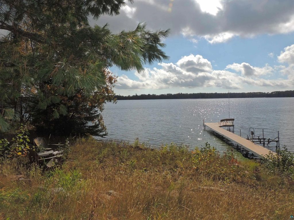 34 Bergy Blvd, Grand Marais