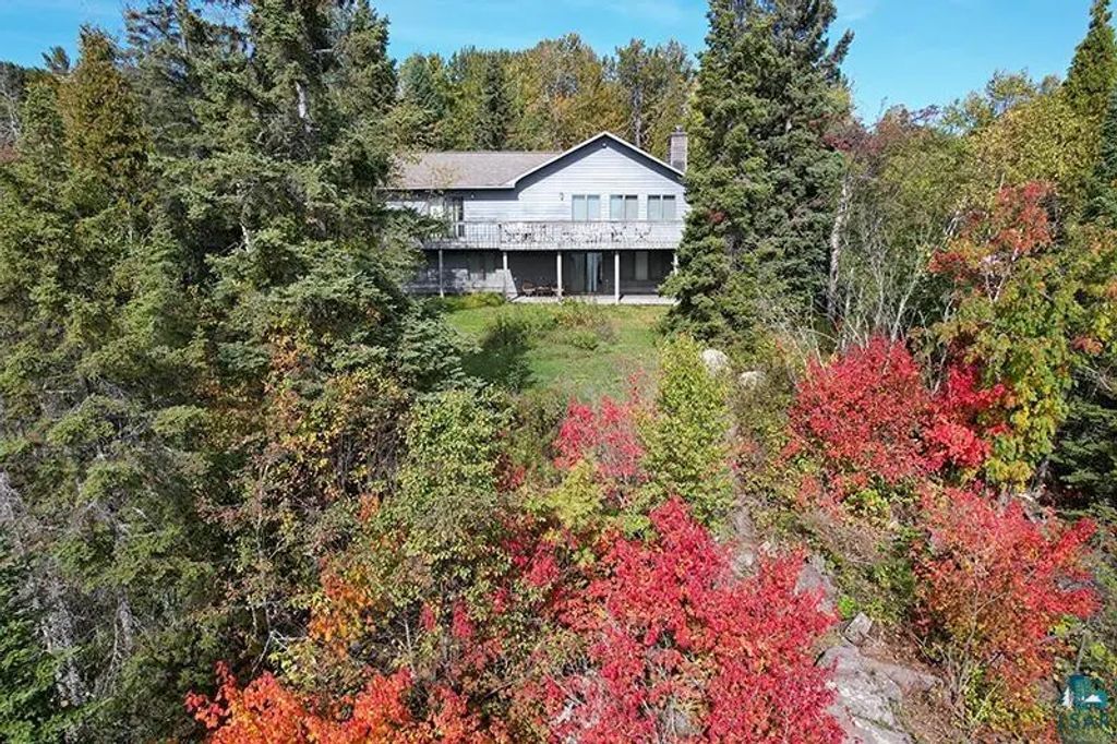 826 Slater Dr, Beaver Bay