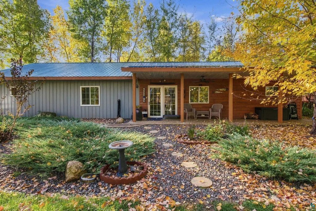 5167 Caribou Lake Rd, Saginaw