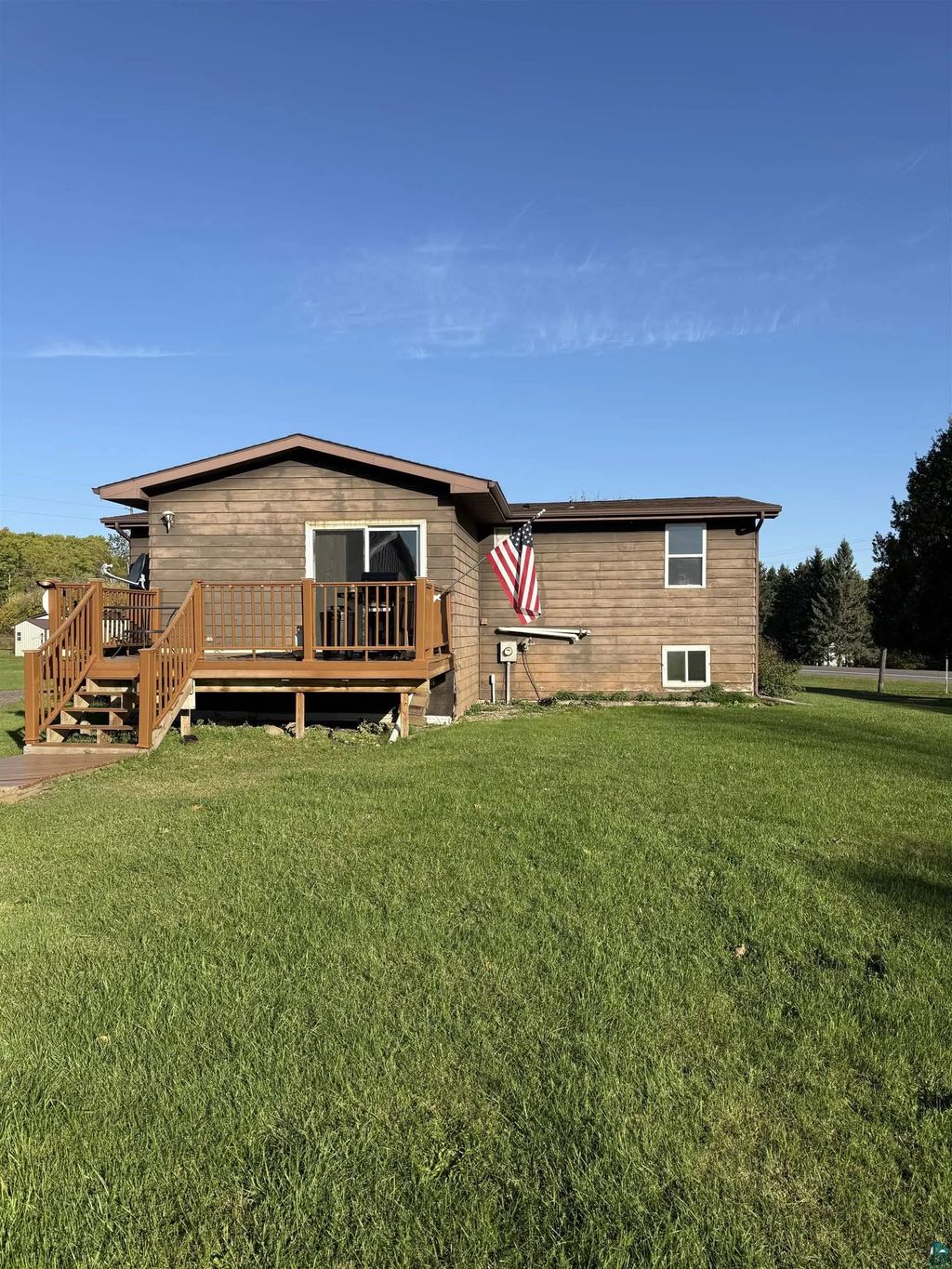 11086 Highway 2, Floodwood