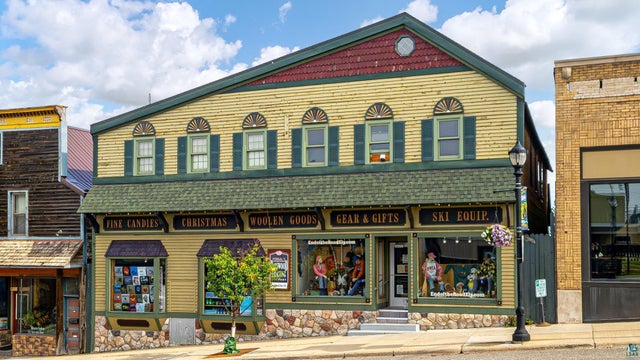 137 E Sheridan Street, Ely