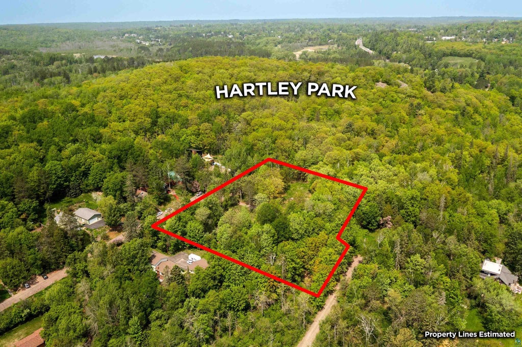 2234 Dunedin Avenue, Duluth