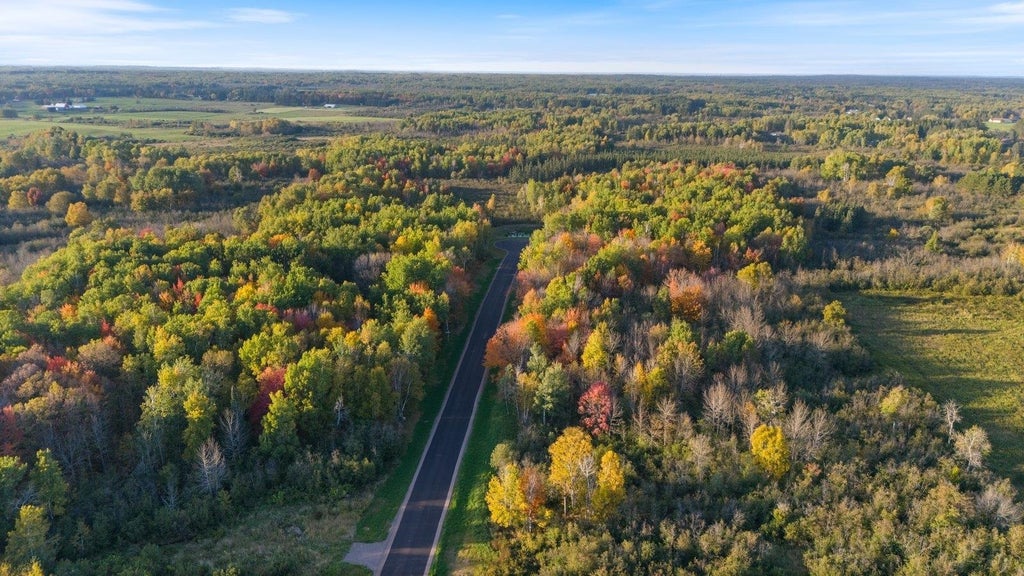 Xxx Maple Grove Road, Hermantown