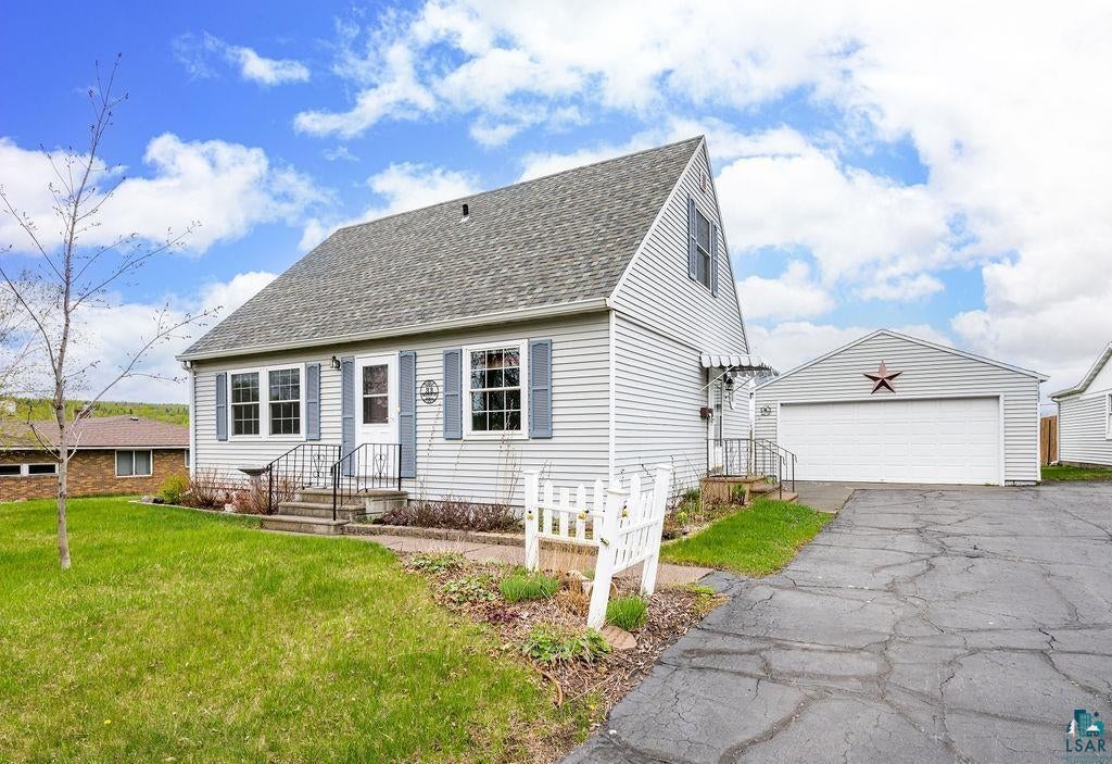 33 Nelson Drive, Silver Bay