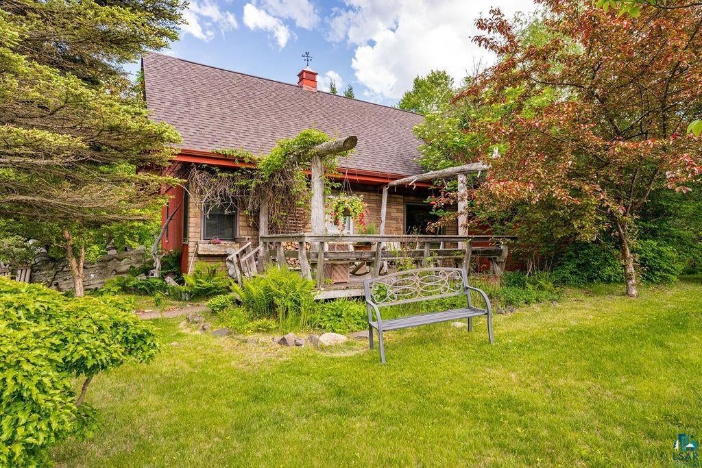 6146 Highway 61, Silver Bay