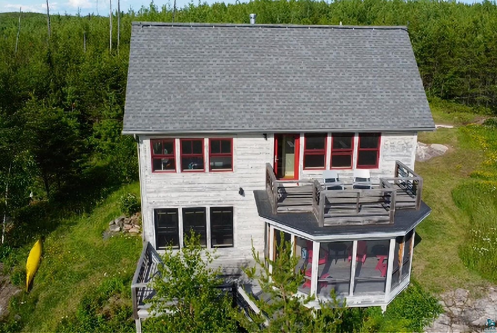 15 Blankenburg Lane, Grand Marais