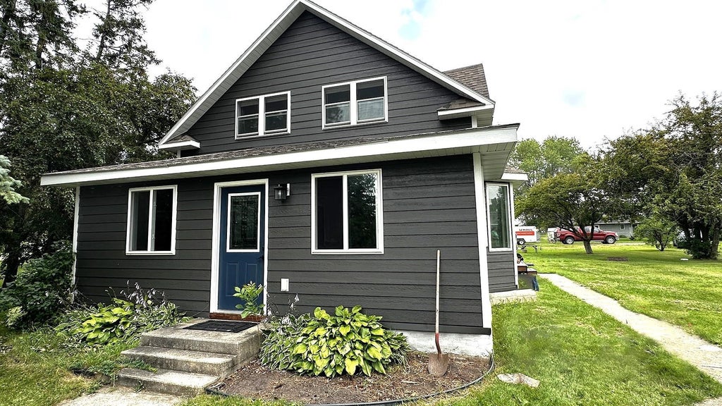 214 Ne Second Avenue, Baudette