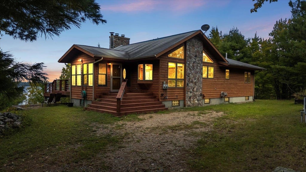 2375 Viste Point Road, Ely