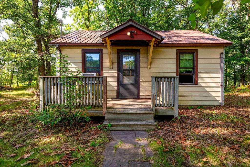 66285 County Highway H, Iron River