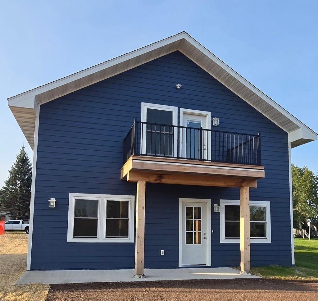 411 4th Avenue, Two Harbors