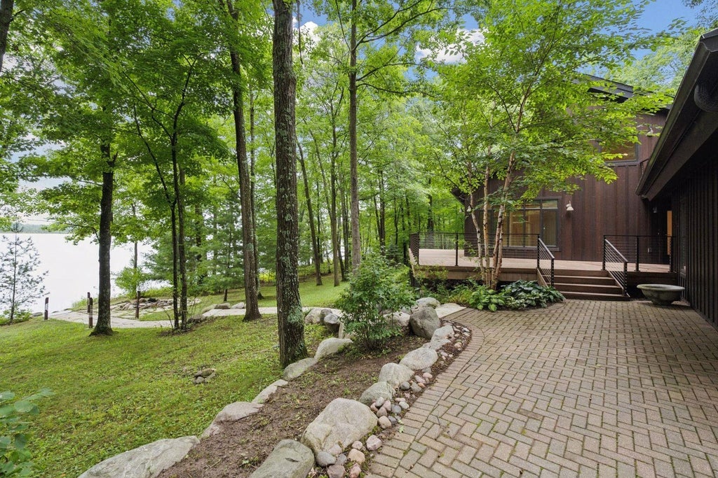 W1177 Nice Lake Road, Birchwood