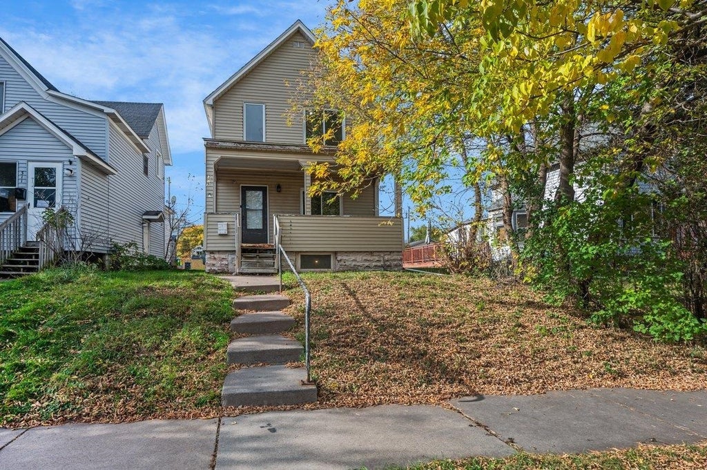 309 S 57th Avenue W, Duluth