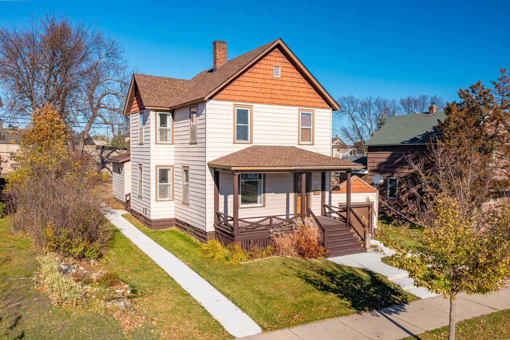 313 E Chapman Street, Ely