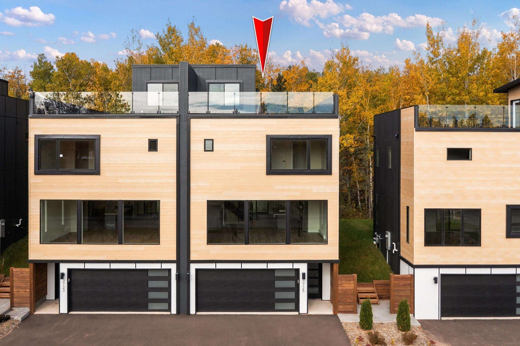 3725 London Road, Duluth