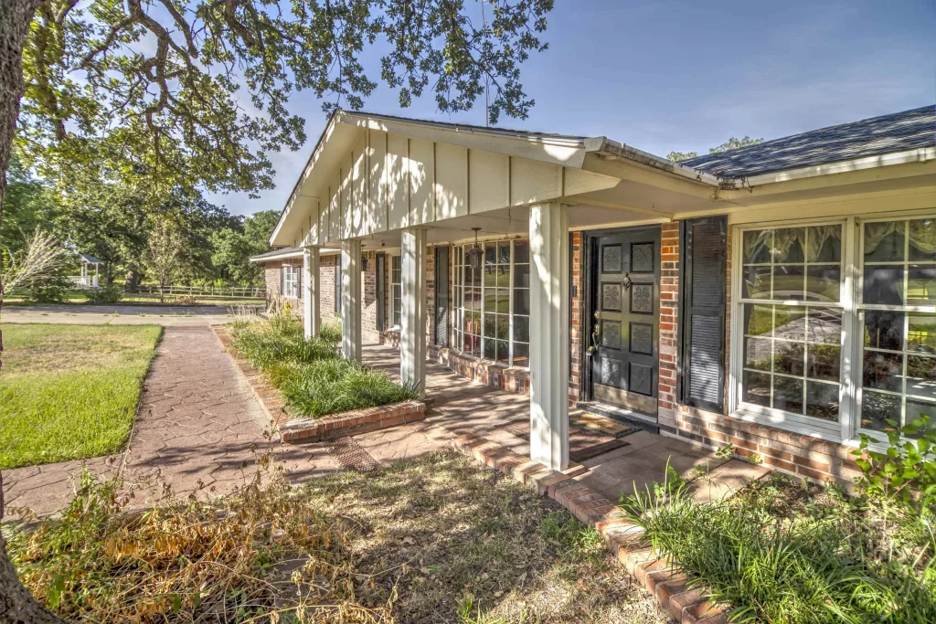 177535 N 3000 Road, VELMA