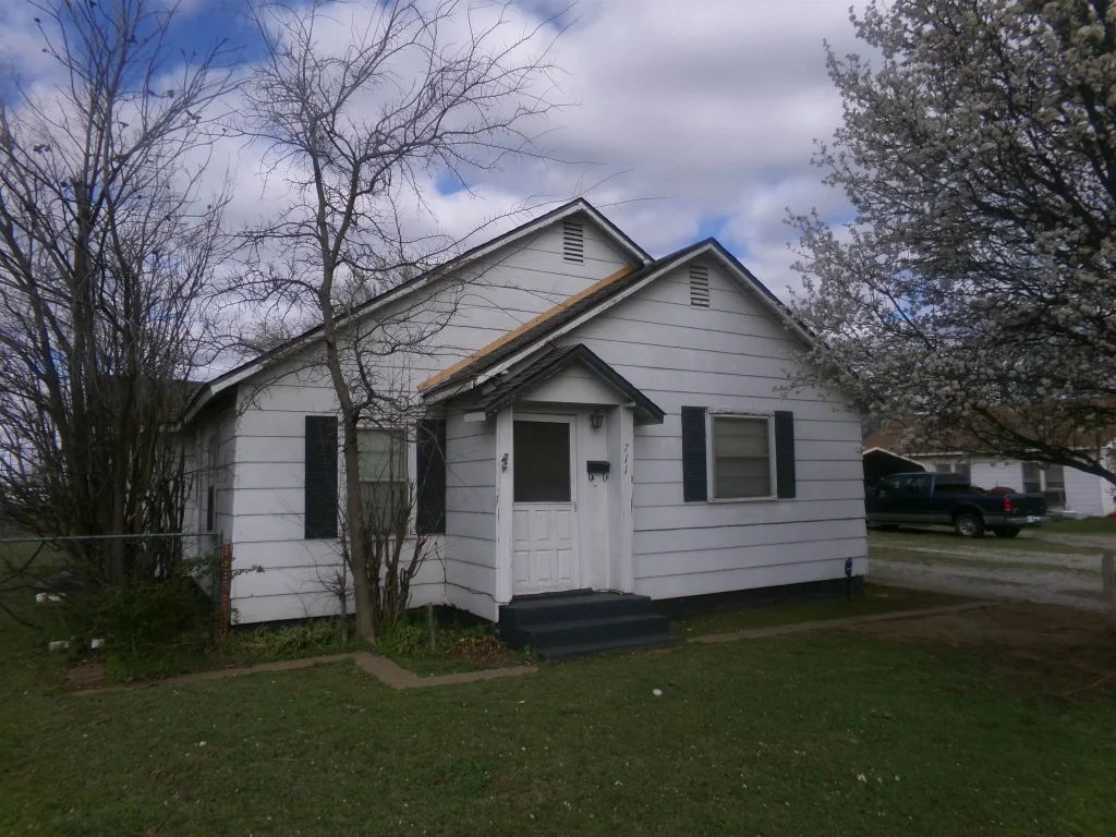 711 S 12th, DUNCAN