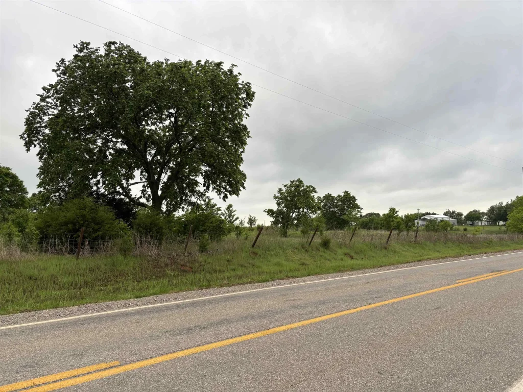 E Hiway 53 & Cr 2830, COMANCHE