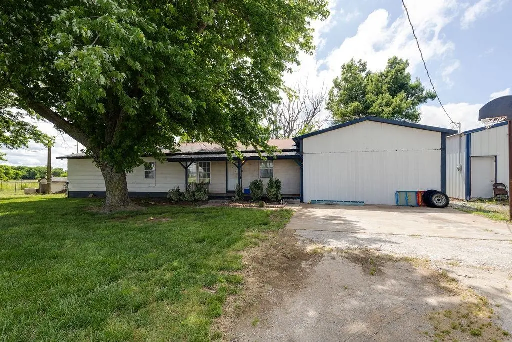 1107 N Plainsman, MARLOW
