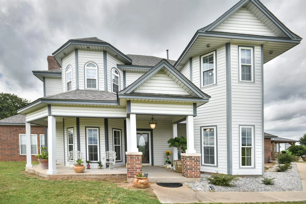 3848 County Street 2780, Ninnekah