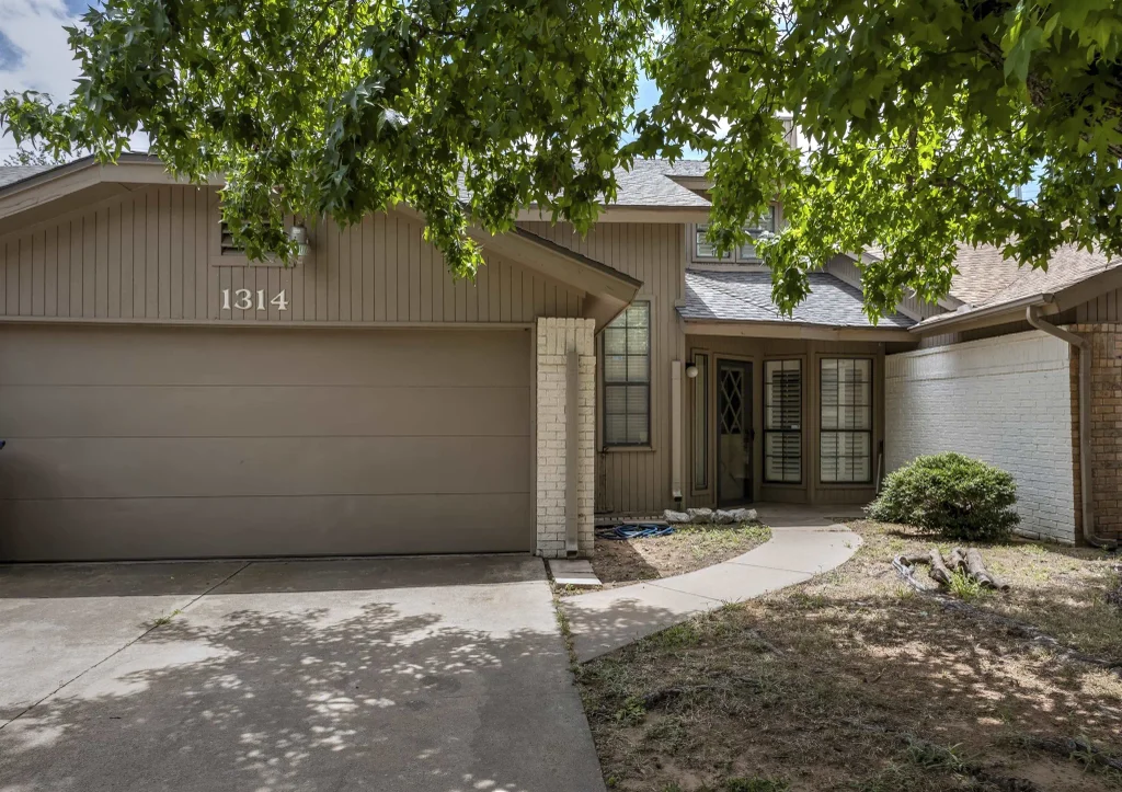 1314 Twisted Oaks Drive, DUNCAN