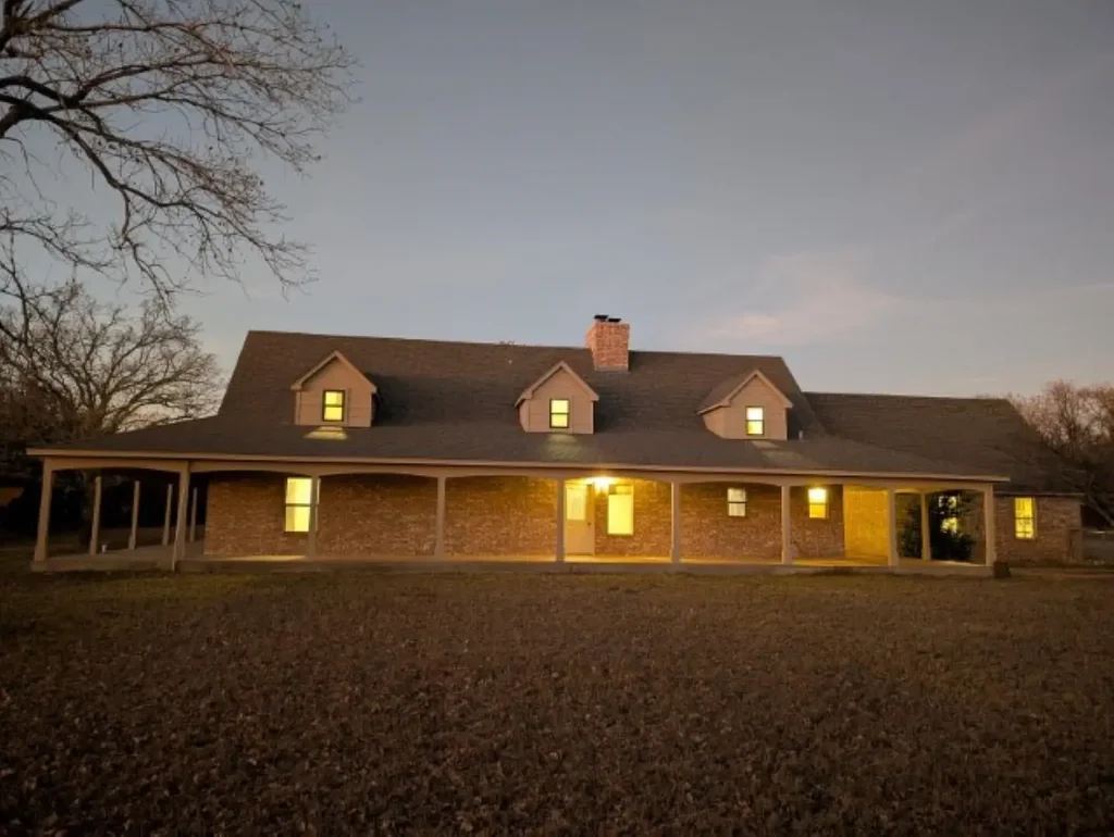 2259 E Gatlin, MARLOW