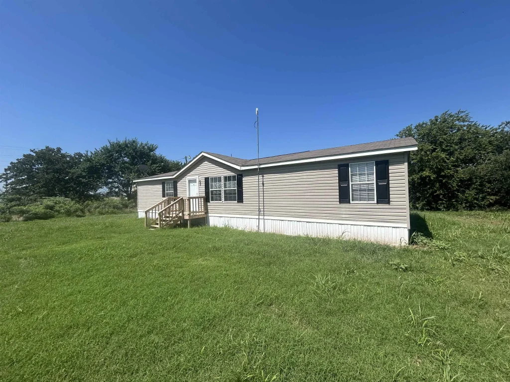 4398 Cr 2946, RUSH SPRINGS