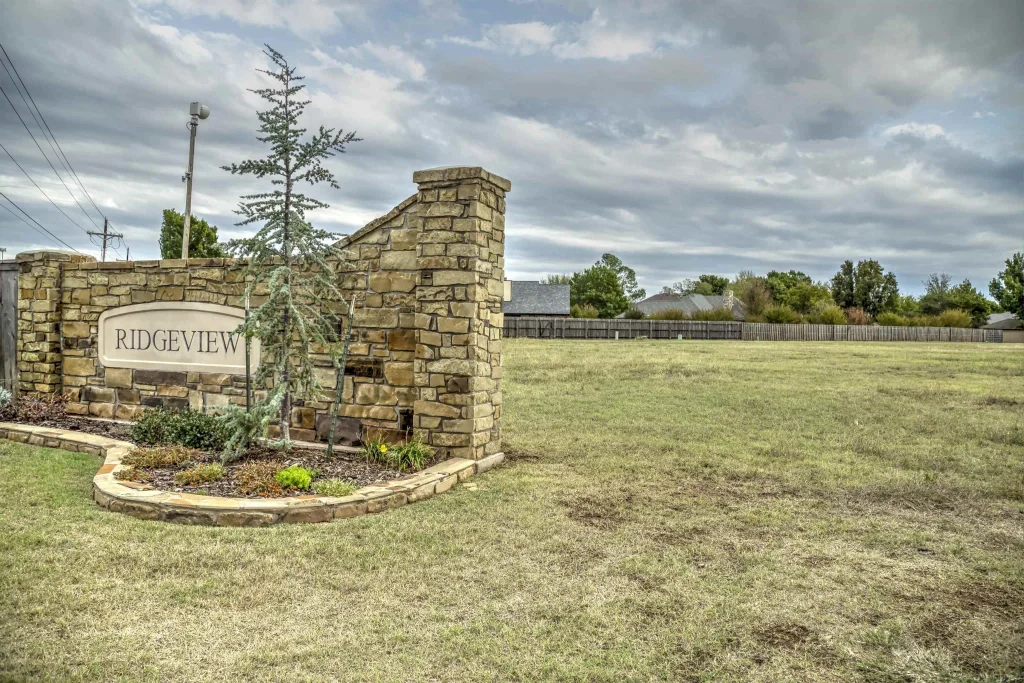3990 N Ridgeview Drive, DUNCAN
