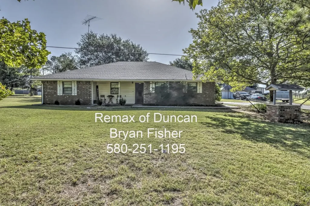 2710 S 27th St, DUNCAN