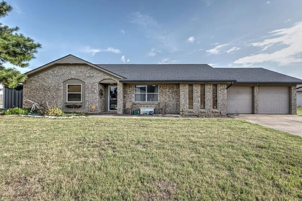 2202 Canary, DUNCAN