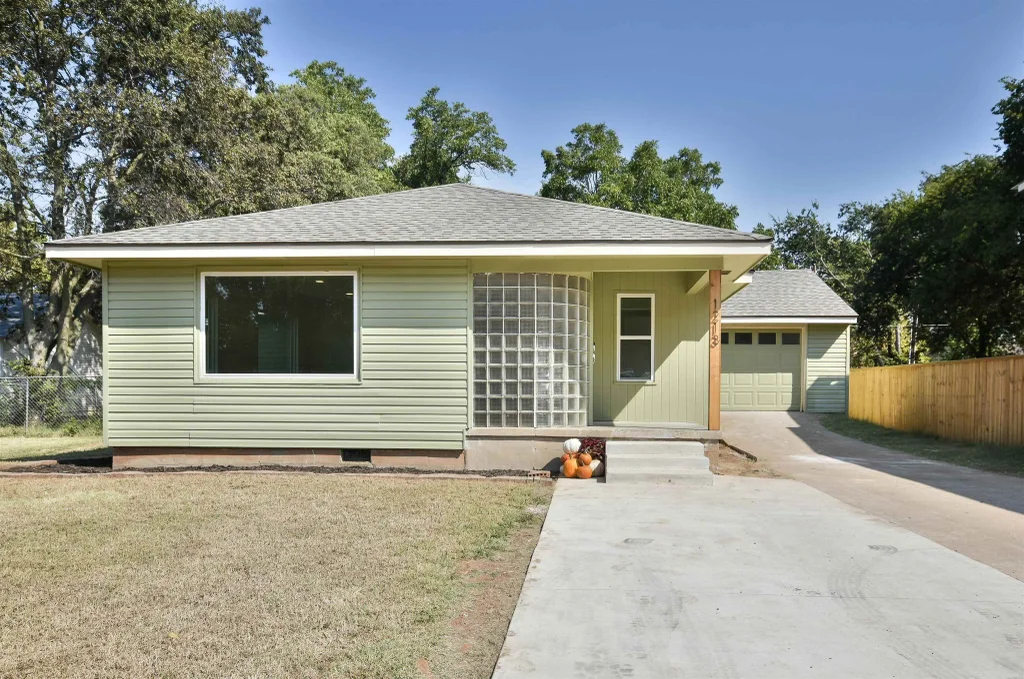 1213 W Pine, DUNCAN