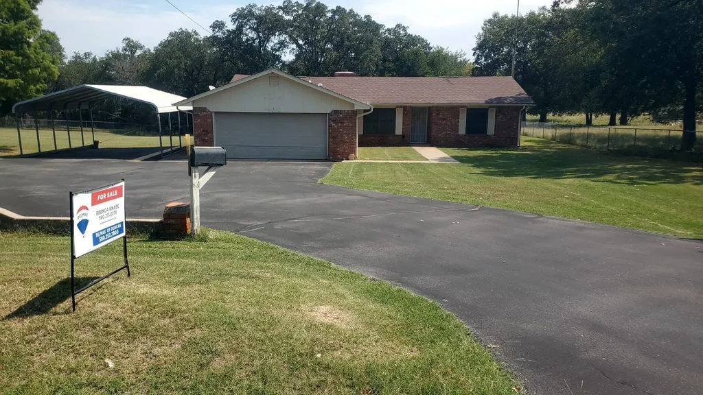 2430 N N St, DUNCAN