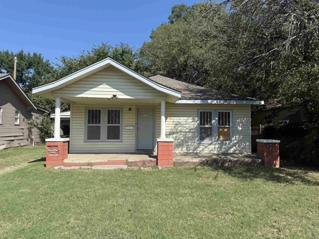 713 W Elm Ave, DUNCAN