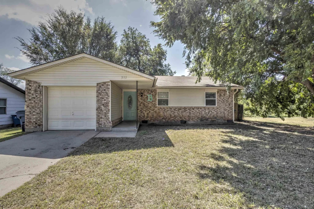 312 W Beech, DUNCAN