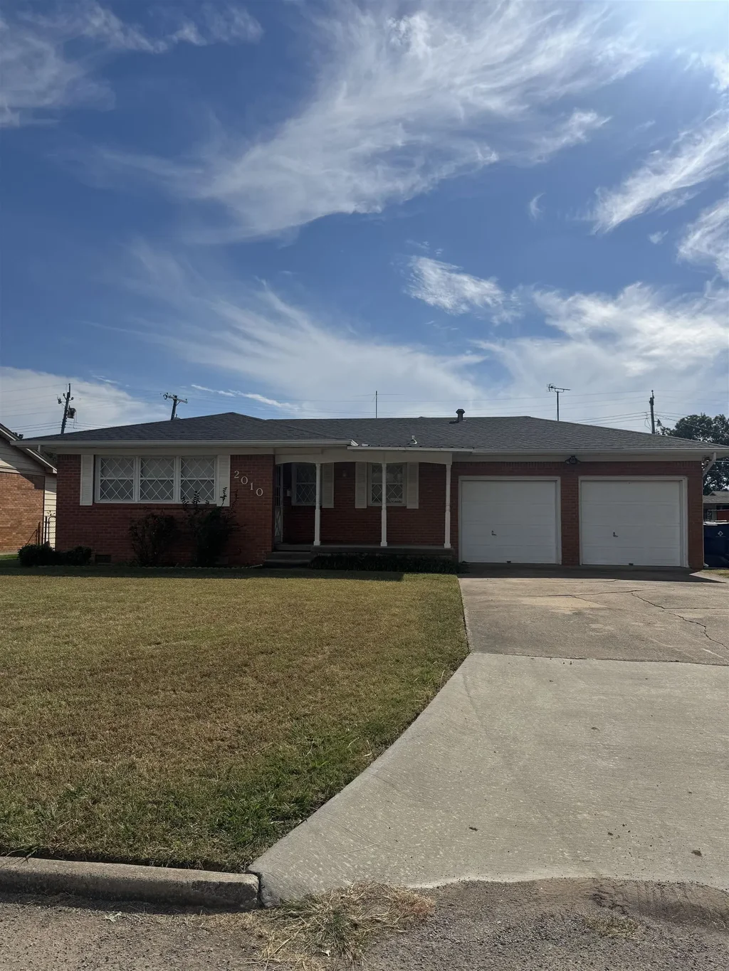 2010 W Holly Avenue, DUNCAN