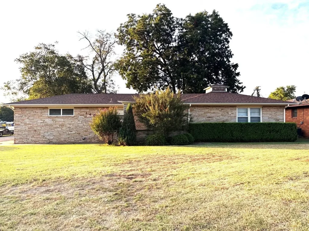 1402 W Elk Ave., DUNCAN
