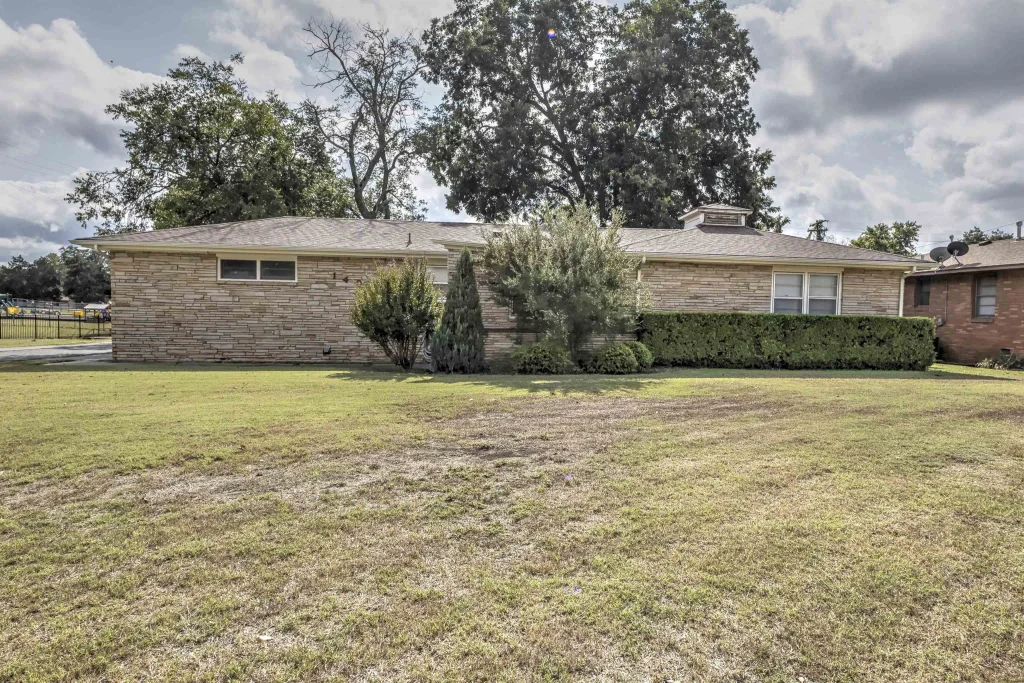 1402 W Elk Ave., DUNCAN