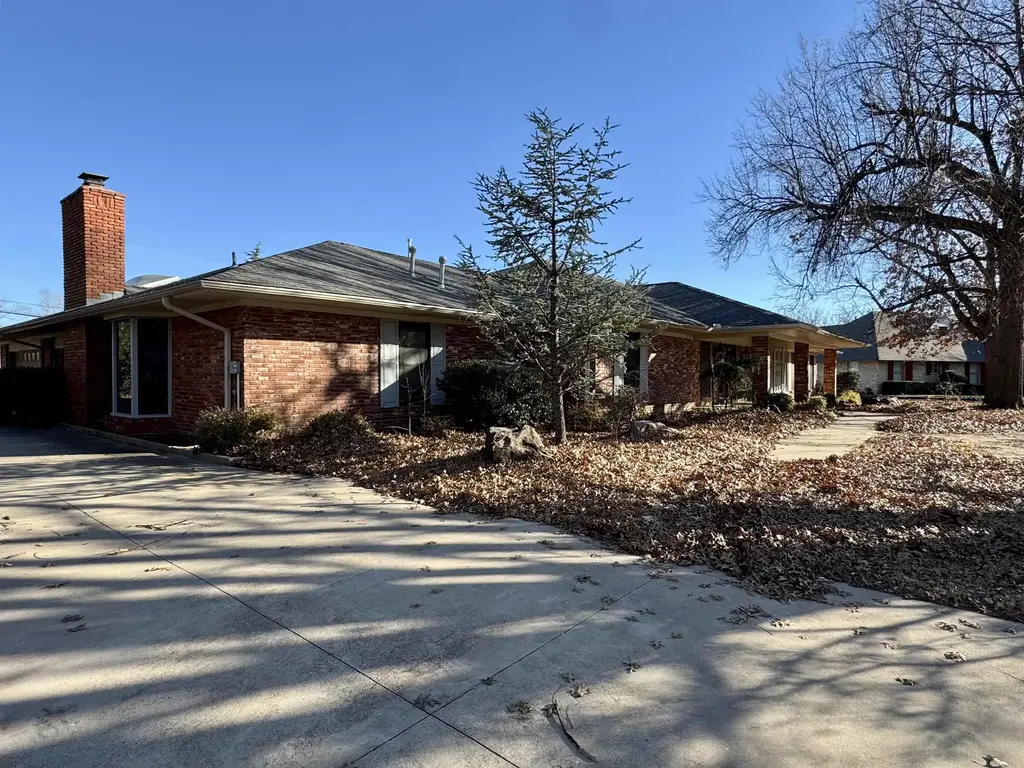 7510 Stonegate, LAWTON
